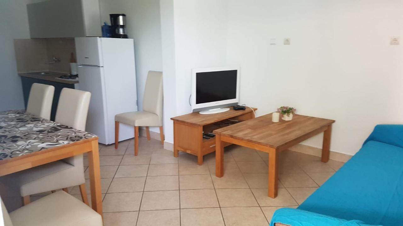 Apartmani Vincek Vodice Buitenkant foto