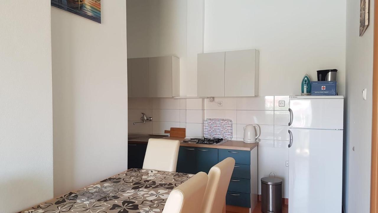 Apartmani Vincek Vodice Buitenkant foto