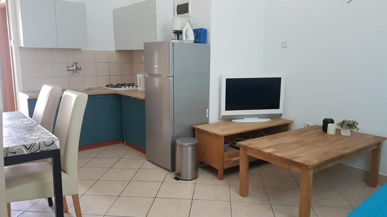 Apartmani Vincek Vodice Buitenkant foto