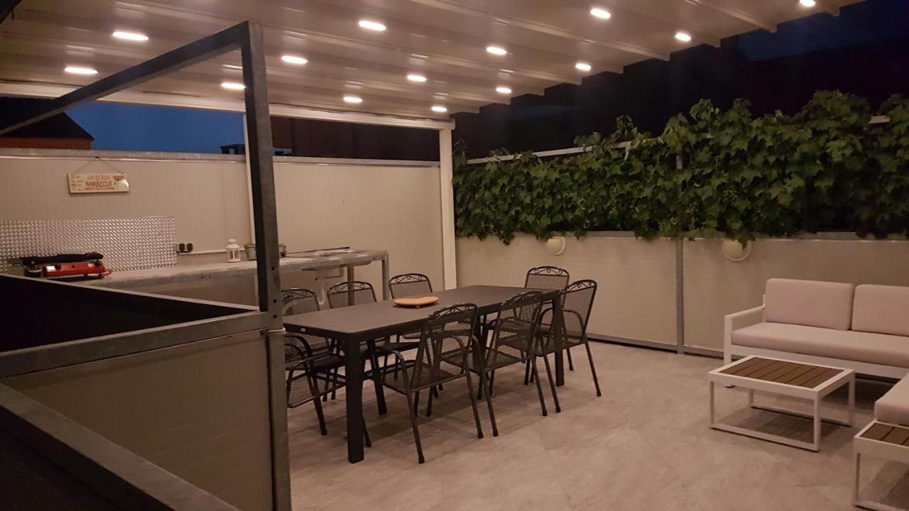 Apartmani Vincek Vodice Buitenkant foto