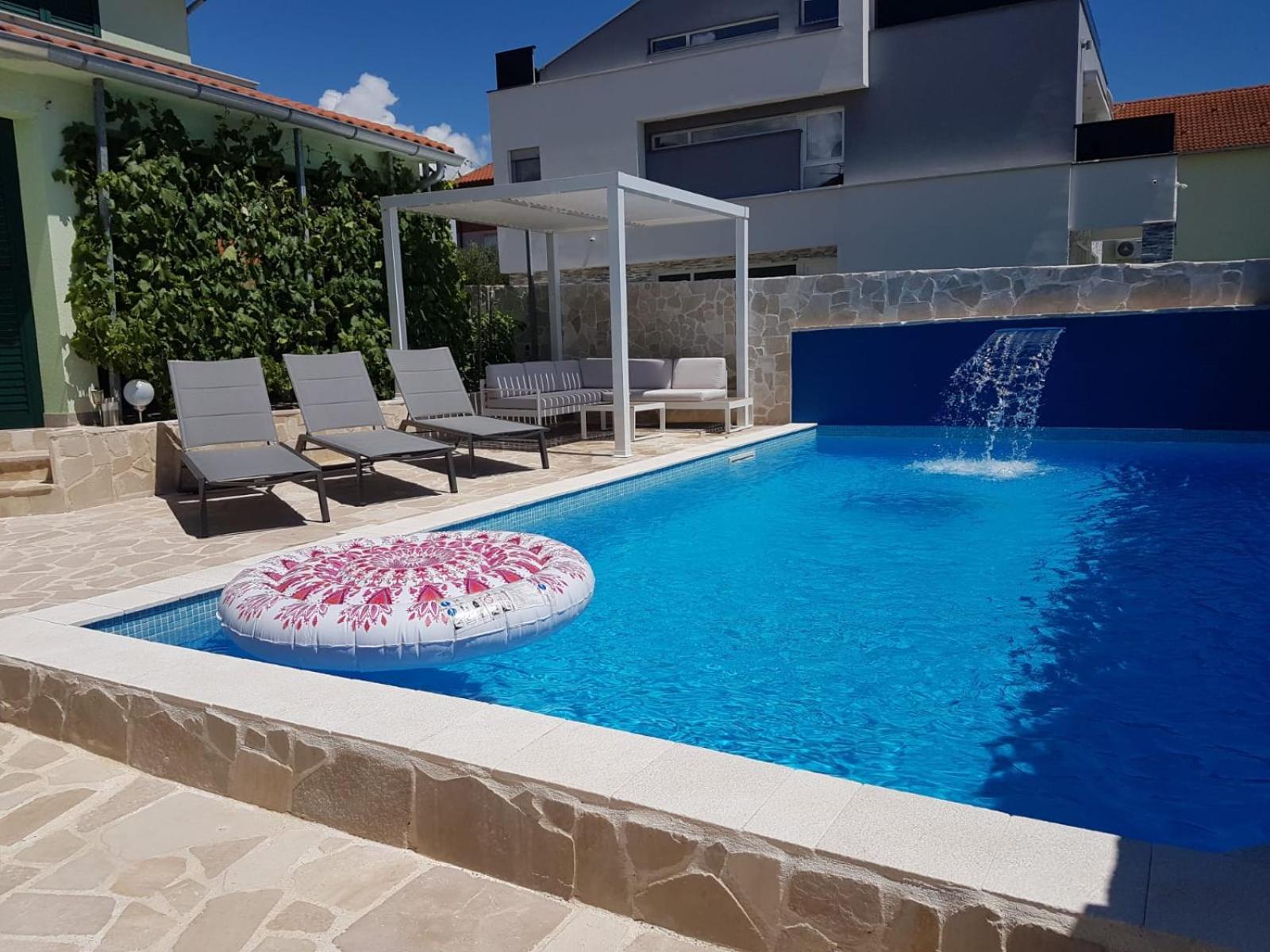 Apartmani Vincek Vodice Buitenkant foto
